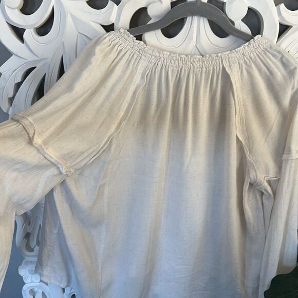 Ivory Peasant Top - Picture 7 of 8